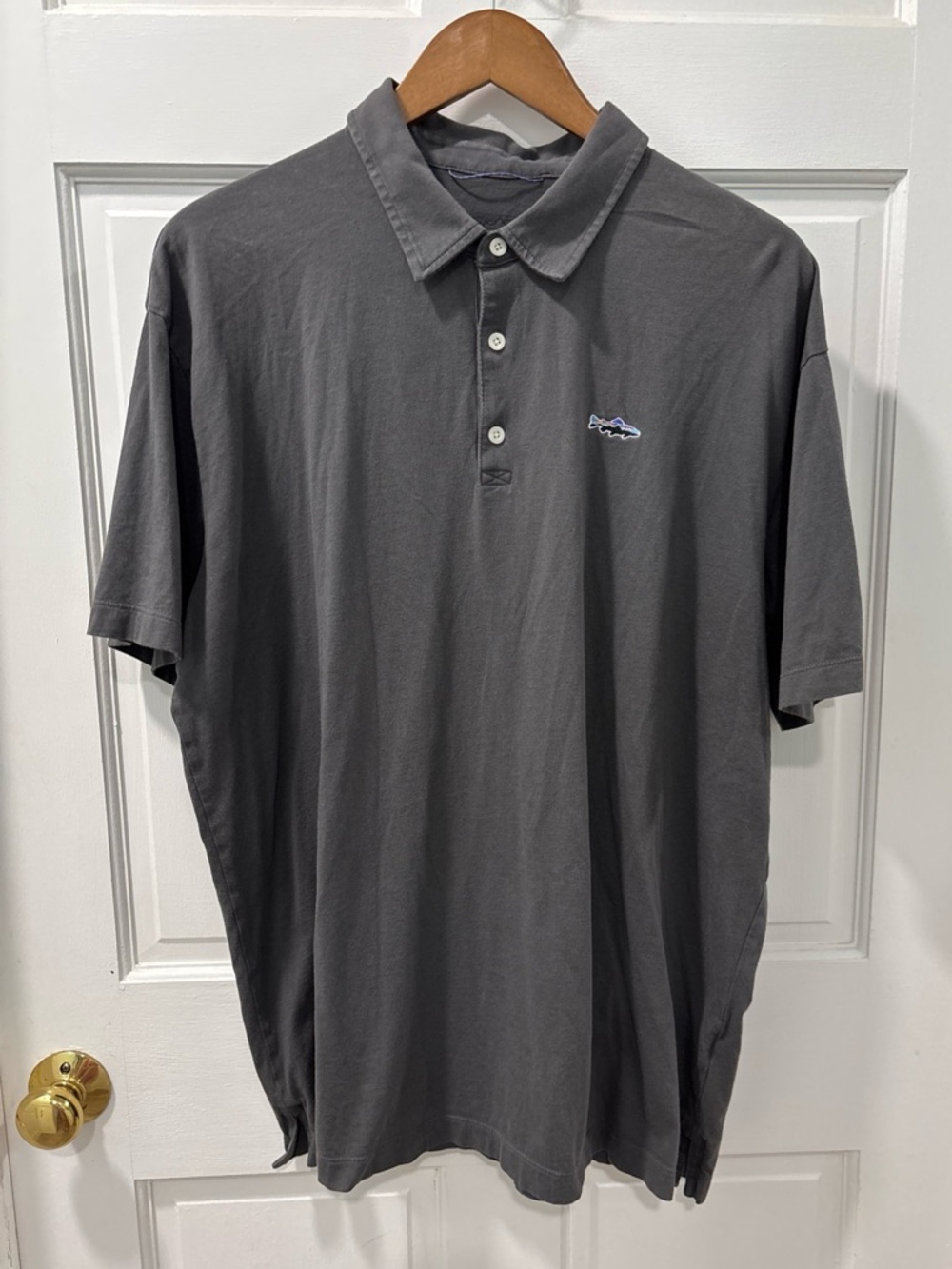 Patagonia Men’s Trout Fitz Roy Organic Cotton Polo Size XL Dk Gray Fly Fishing - Picture 2 of 9